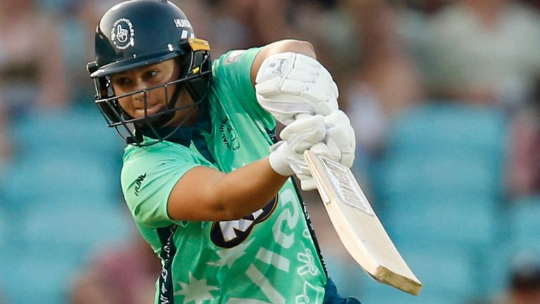 Dane van Niekerk led Oval Invincibles to victory in the opening match of The Hundred