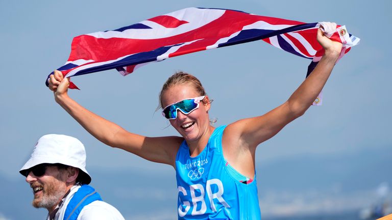 Tokyo 2020 Olympics: Emma Wilson wins windsurfing bronze for Team GB ...
