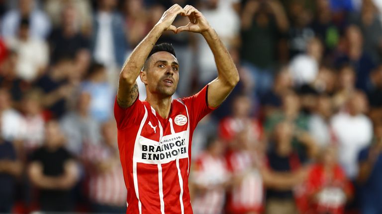 Eran Zahavi scored a hat-trick for PSV against Galatasaray