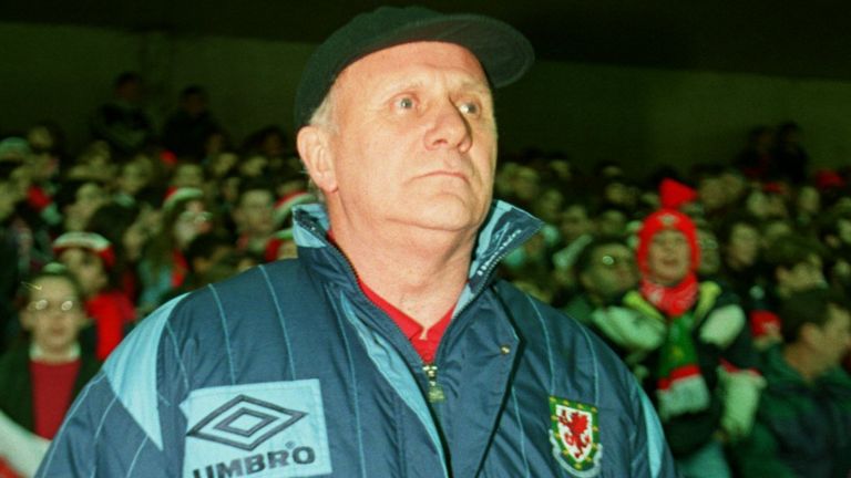 Former Wales manager Mike Smith