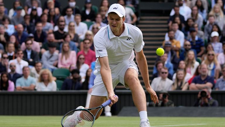 Wimbledon 2021 tennis - Inspired Hubert Hurkacz downs Roger Federer in huge  shock at Wimbledon - Eurosport