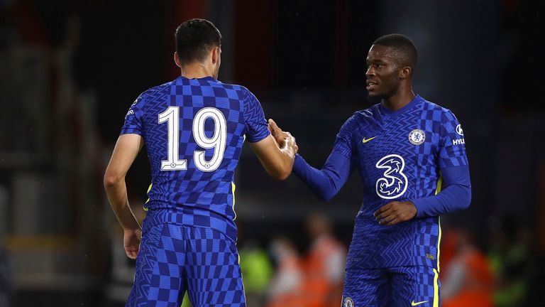 Ike Ugbo a marqué un but final pour Chelsea lors de sa victoire 2-1 à Bournemouth