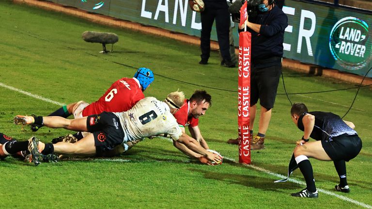Jack Conan scores the Lions' fifth try
