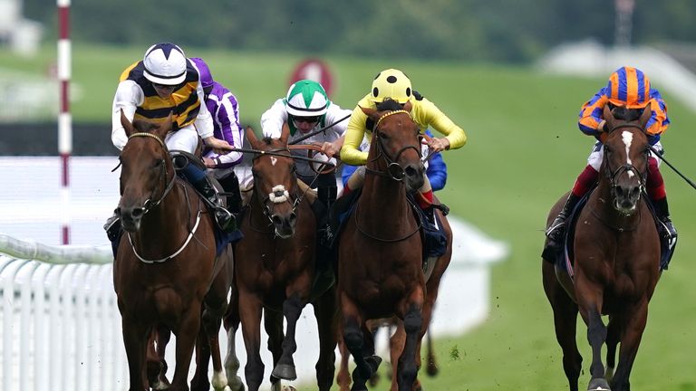 Ottoman Emperor beats Sir Lucan and Third Realm to win the Gordon Stakes at Goodwood