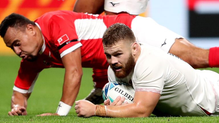 Luke Cowan-Dickie scores England's fourth try against Tonga at the 2019 Rugby World Cup