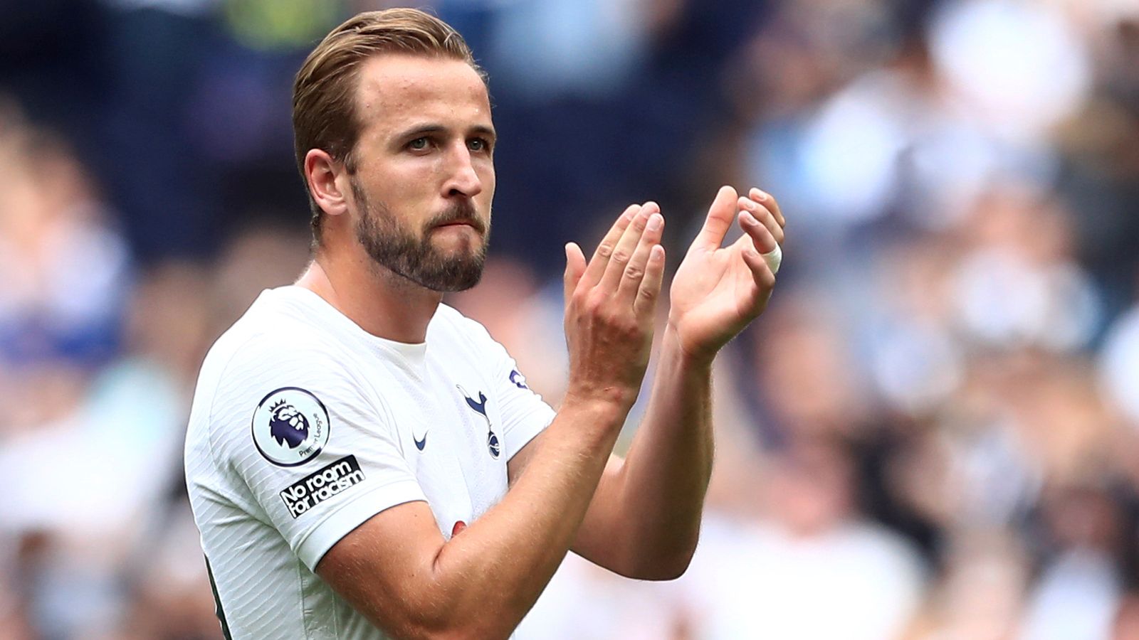 Harry Kane: Spurs striker says 'conscience is clear' despite wanting Man City mo..