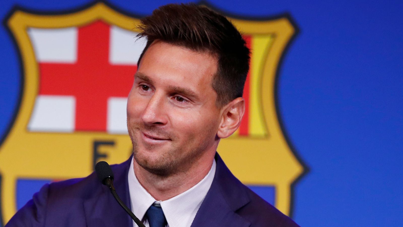 Lionel Messi: Former Barcelona forward wants return to club in director ...