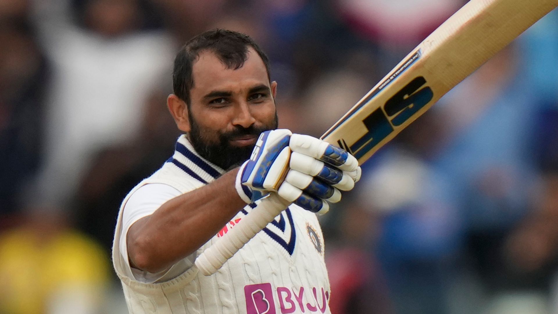 Shami hits fifty as India lead by 259 at lunch LIVE!