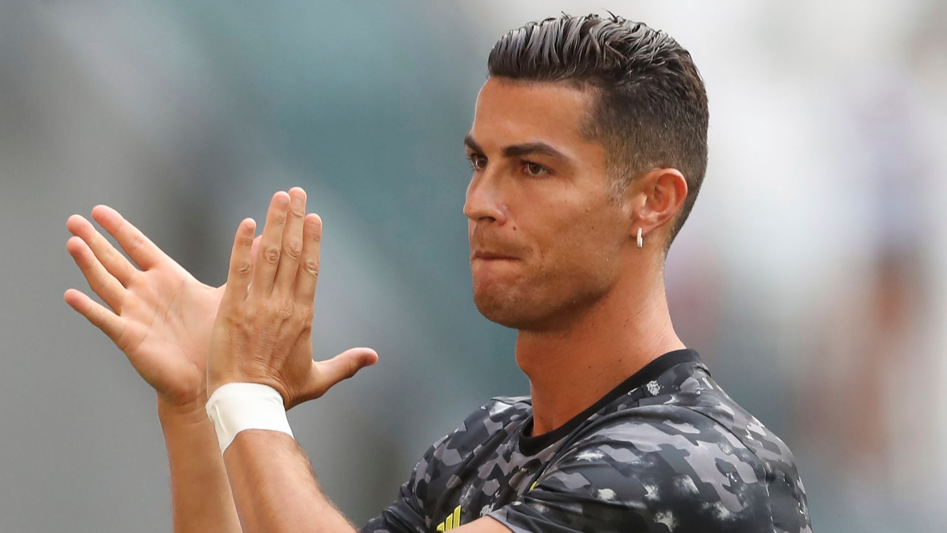 Ronaldo tells Juve he wants to leave amid Man City links