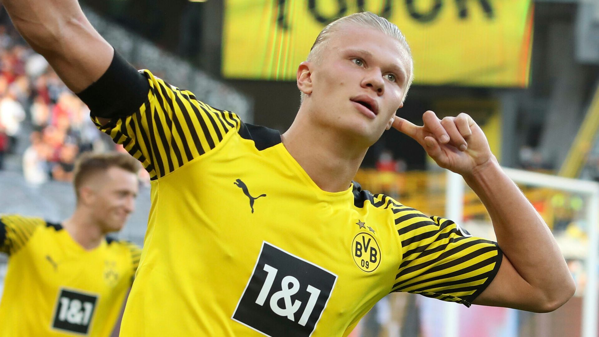 Haaland stars as Dortmund rout Frankfurt