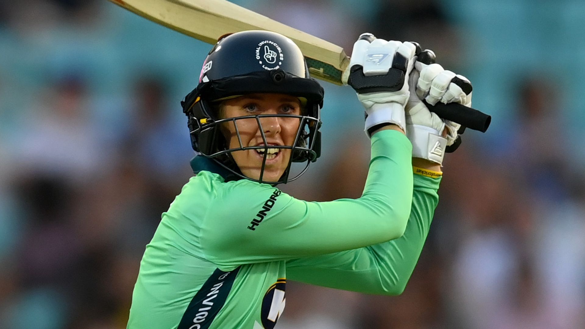 Invincibles ease past Spirit to boost Eliminator hopes