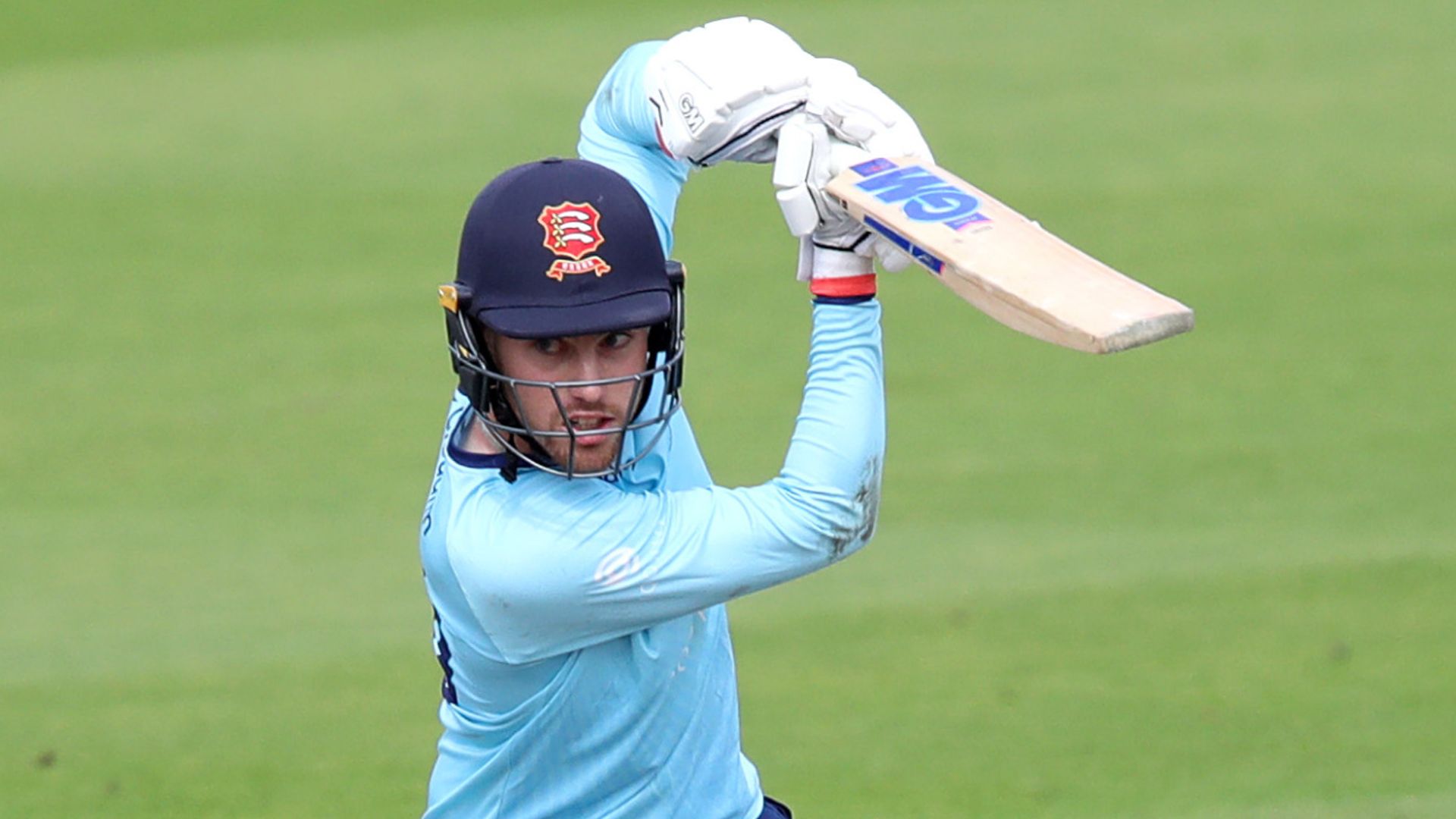 Rymell's first ton helps Essex into Royal London semi-finals