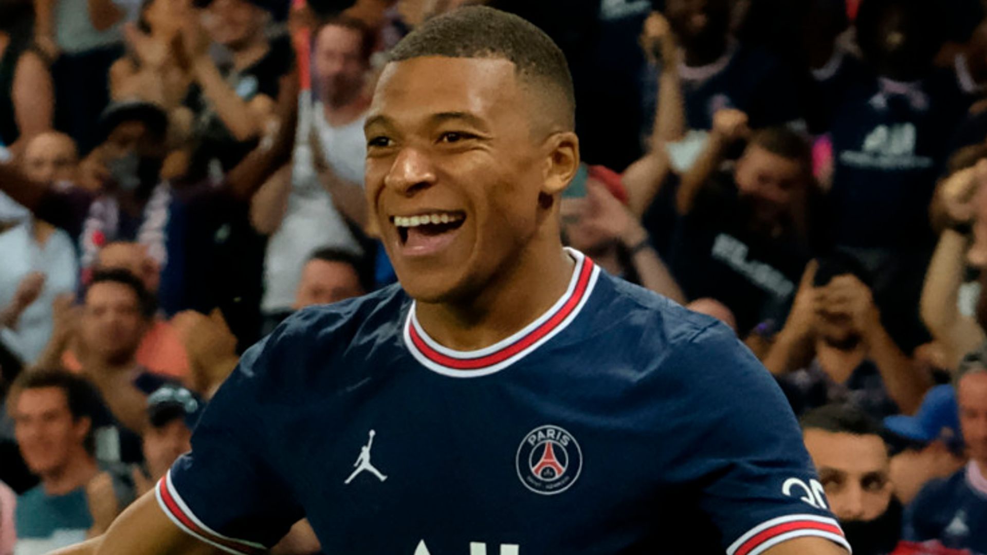 Real Madrid make £137m bid for Mbappe