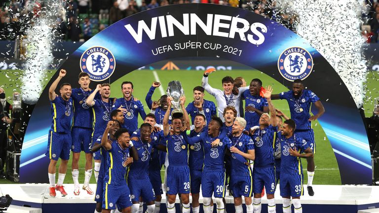  Cesar Azpilicueta of Chelsea lifts the UEFA Super Cup Trophy following victory in the UEFA Super Cup 2021 match between Chelsea FC and Villarreal CF at the National Football Stadium at Windsor Park