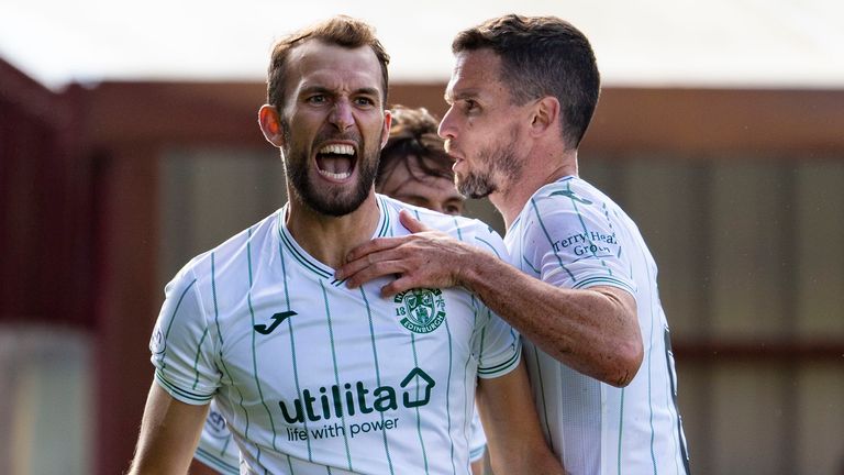 Christian Doidge equalised in the second half for Hibs