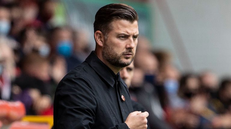 Dundee United manager Tam Curtis was on the verge of losing to Aberdeen 