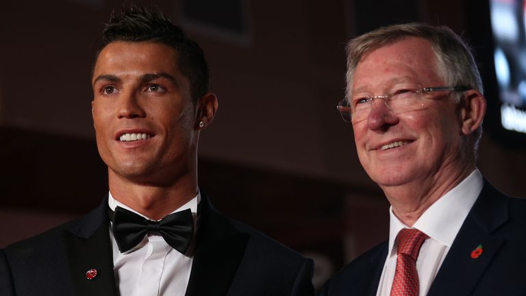 Sir Alex Ferguson says Cristiano Ronaldo should have started for Man Utd in home draw against Everton |  Football News