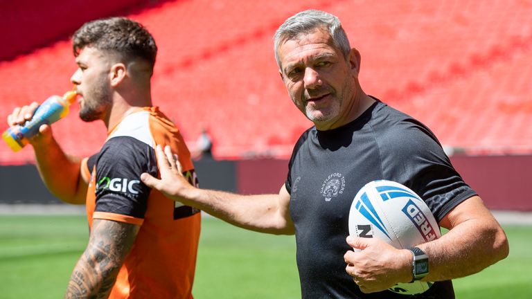 Picture by Allan McKenzie/SWpix.com - 16/07/2021 - Rugby League - Betfred Challenge Cup Final 2021 - Castleford Captains Run - Wembley Stadium, London, England - Castleford Daryl Powell at his side's captain's run session.