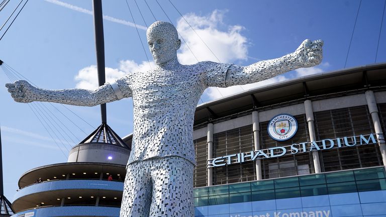A new statue of Manchester City&#39;s former player and captain Vincent Kompany outside the ground ahead of the Premier League match at the Etihad Stadium, Manchester. 