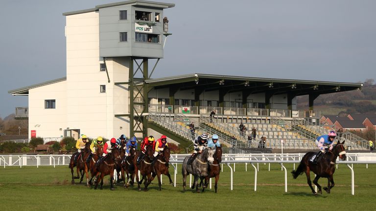 Ffos Las Races - October 18th 2020
Runners and riders in the Potters Waste Management Standard Open National Hunt Flat Race at Ffos Las Racecourse.