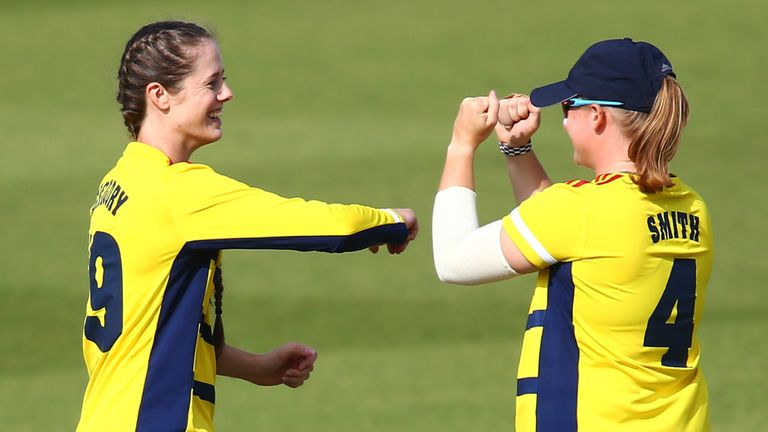 Danielle Gregory and Bryony Smith, South East Stars (Getty)
