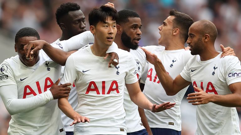 Heung-min Son celebrates with Tottenham team-mates
