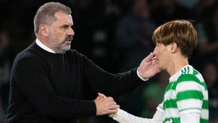 GLASGOW, SCOTLAND - AUGUST 18: Celtic&#39;s Kyogo Furuhashi (R) and manager Ange Postecoglou during a UEFA Europa League qualifier between Celtic and AZ Alkmaar at Celtic Park, on August 18, 2021, in Glasgow, Scotland. (Photo by Ross Parker / SNS Group)