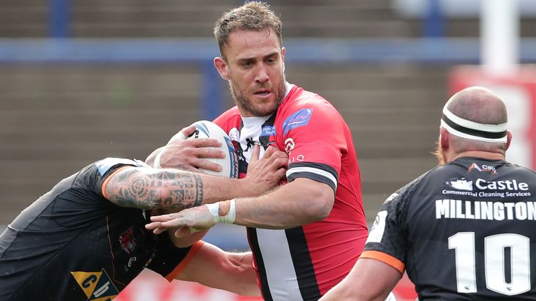 Lee Mossop has been forced to retire after 11 operations on his shoulders
