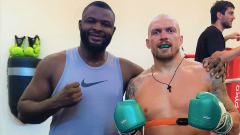 Martin Bakole, Oleksandr Usyk 