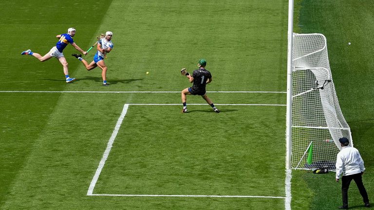 31 July 2021; Neil Montgomery of Waterford scores his side's third goal during the GAA Hurling All-Ireland Senior Championship Quarter-Final match between Tipperary and Waterford at Pairc Ui Chaoimh in Cork. Photo by E..in Noonan/Sportsfile