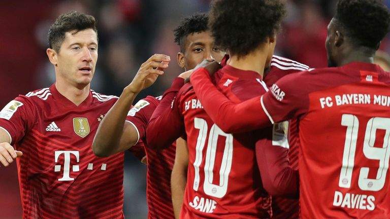 Robert Lewandowski scoorde een hattrick in de overwinning op Hertha