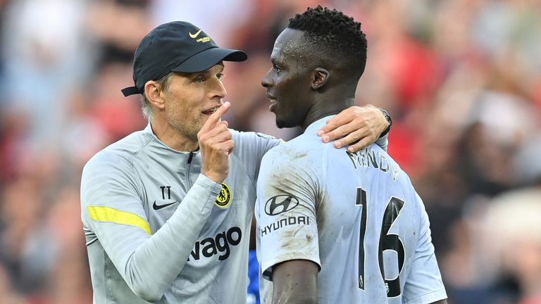 Thomas Tuchel speaks to goalkeeper Edouard Mendy after Chelsea's 1-1 draw with Liverpool at Anfield