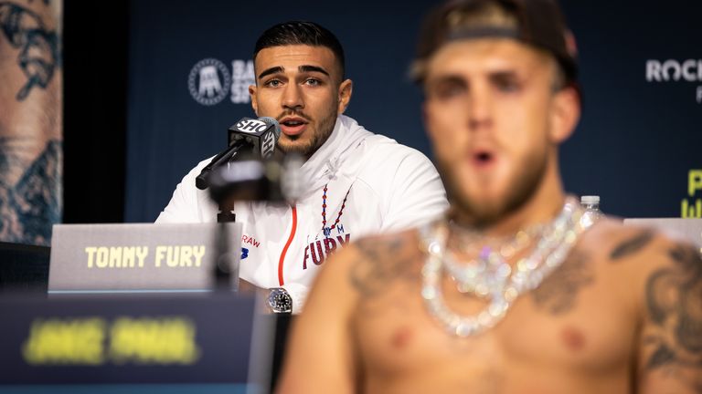 Tommy Fury et Jake Paul