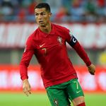 Cristiano Ronaldo 'can't take No.7 shirt' at Manchester United due to  Premier League rules, unless Edinson Cavani leaves or club seek 'special  dispensation'