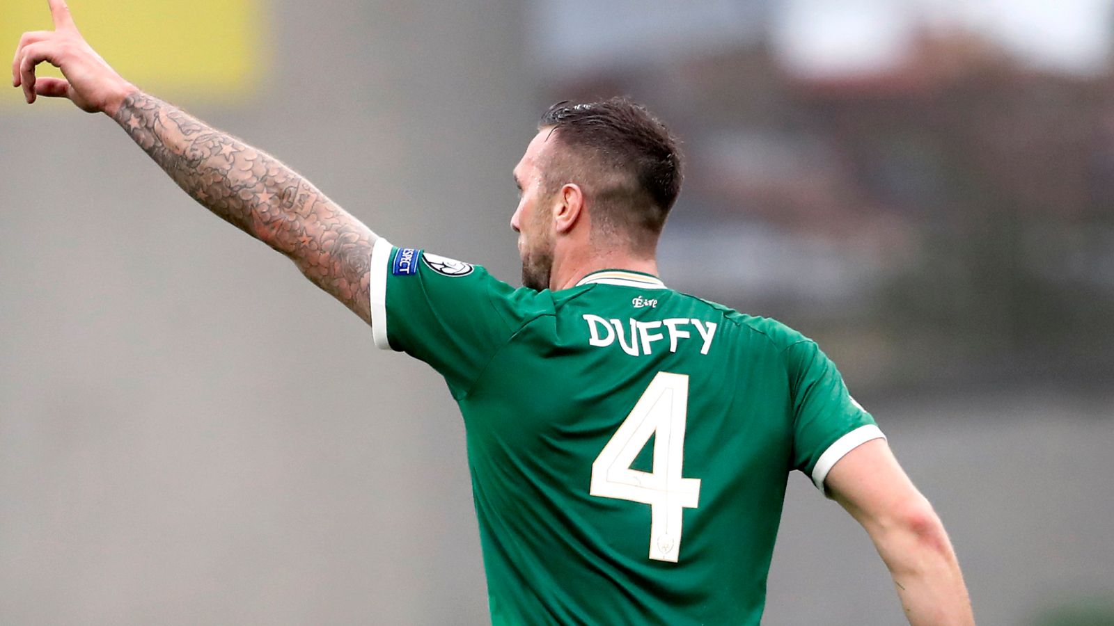 Republic Ireland 1-1 Azerbaijan: Shane strikes late to earn Ireland point and avoid embarrassing loss | Football News | Sky