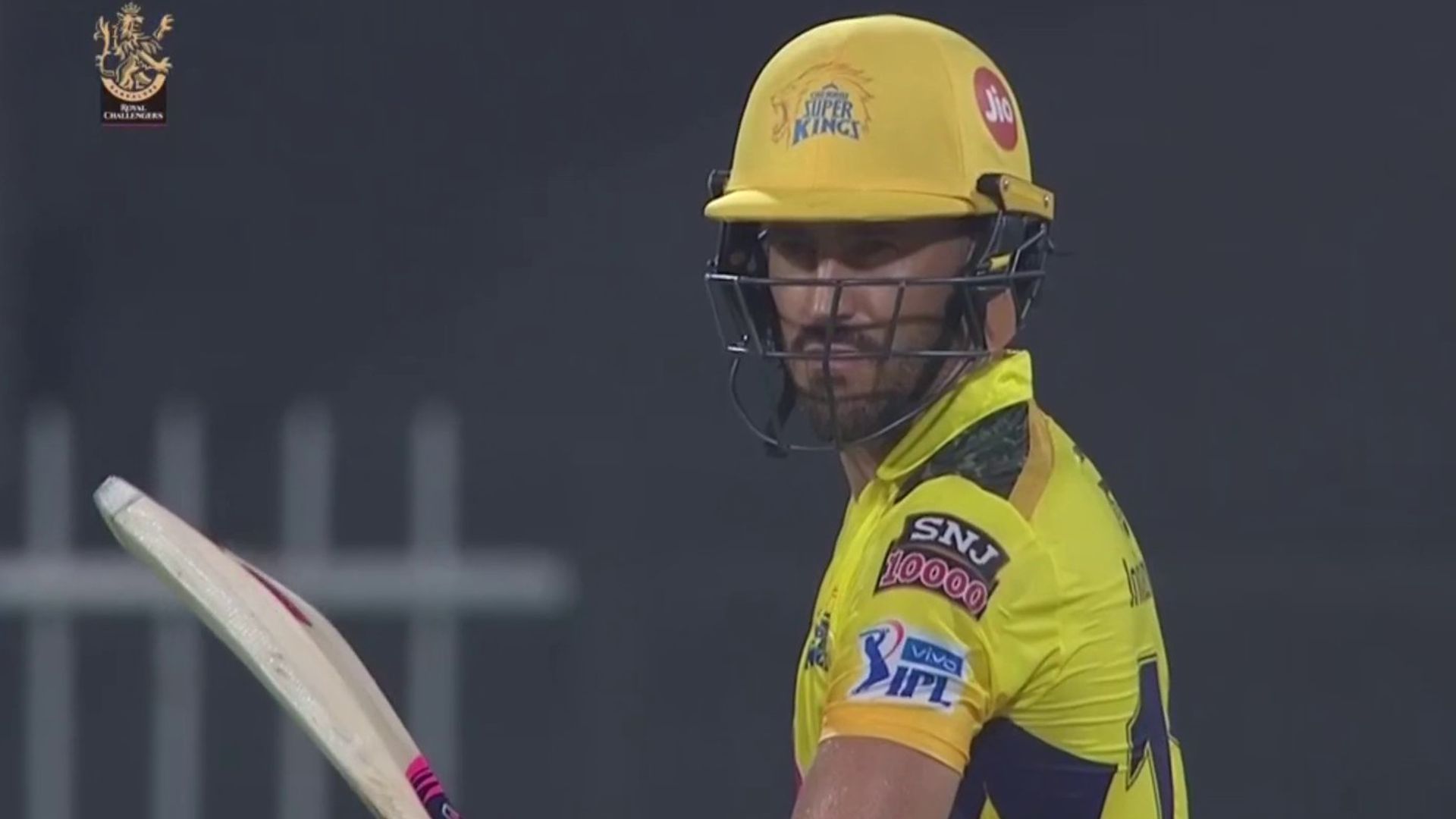 Chennai beat Bangalore to go top of IPL table