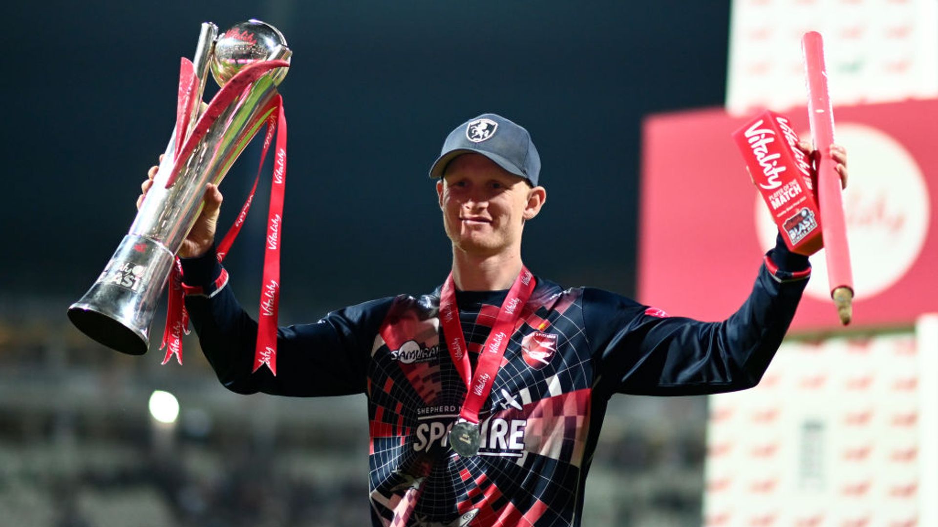 Cox stars as Kent seal Blast triumph