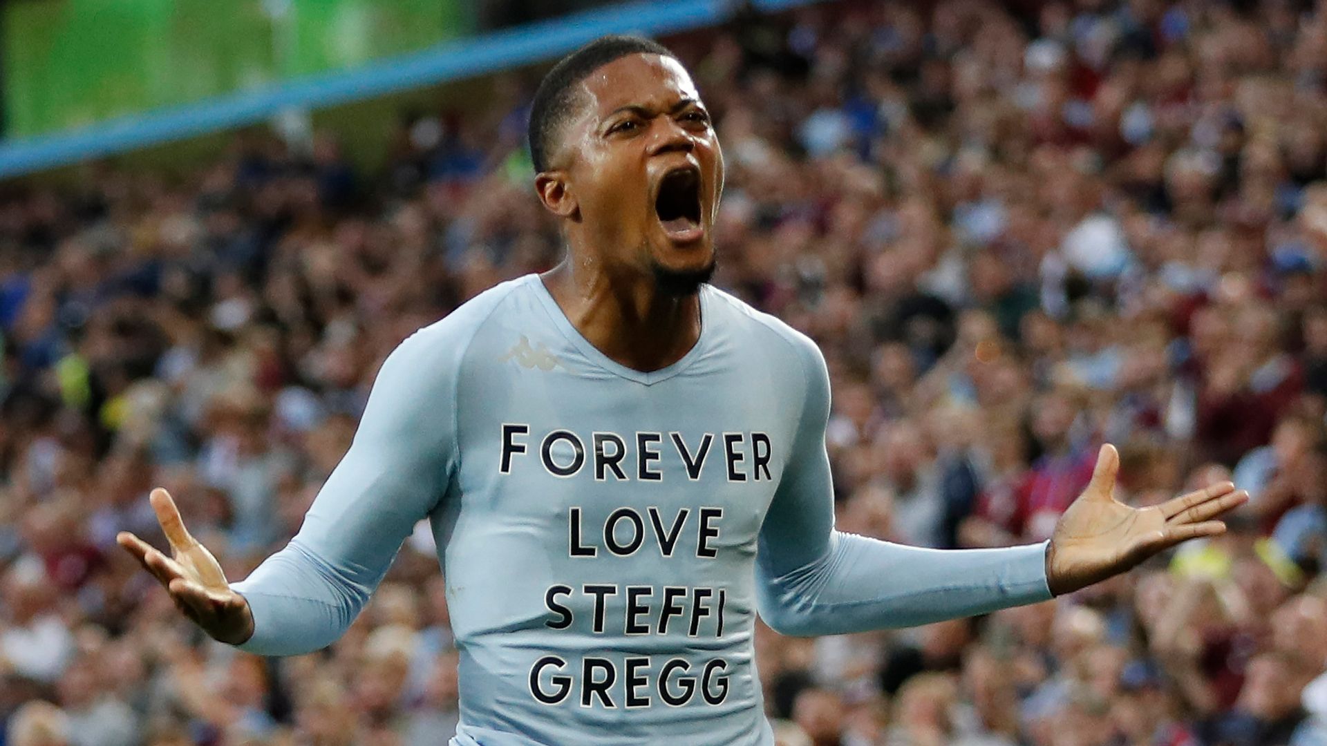 Bailey inspires Villa blitz of depleted Everton