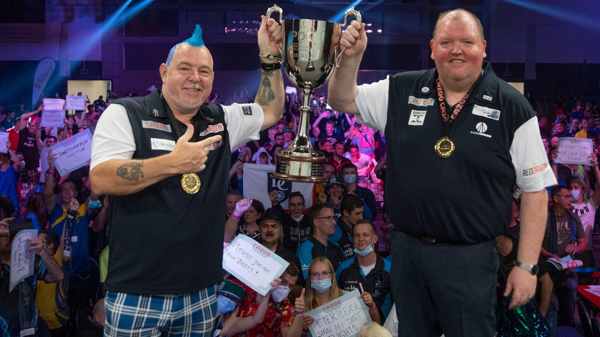 Scotland keep cool to win dramatic World Cup of Darts