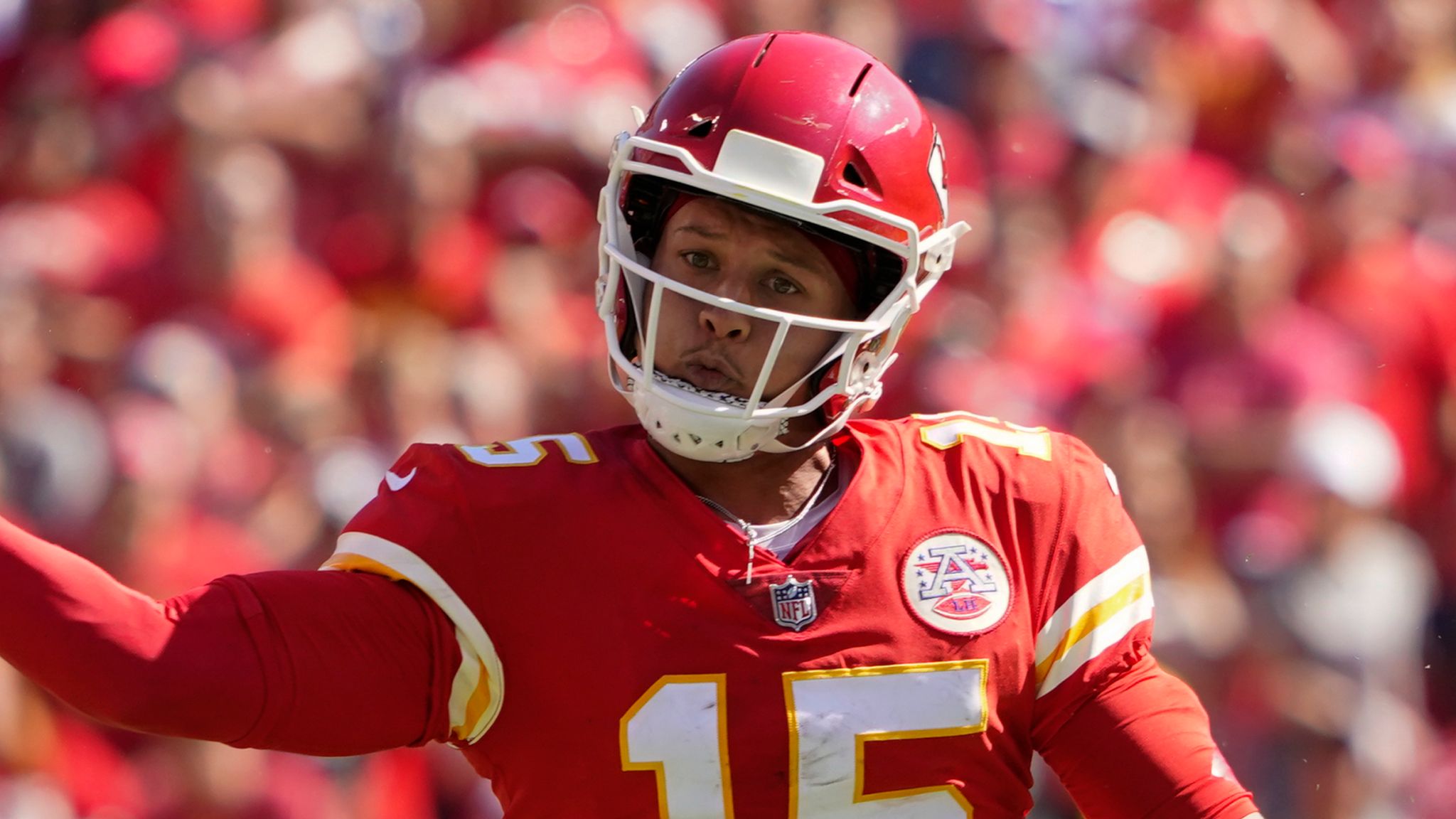 Chargers vs. Chiefs score, takeaways: Patrick Mahomes, Chiefs rally past  Chargers; Justin Herbert injured 