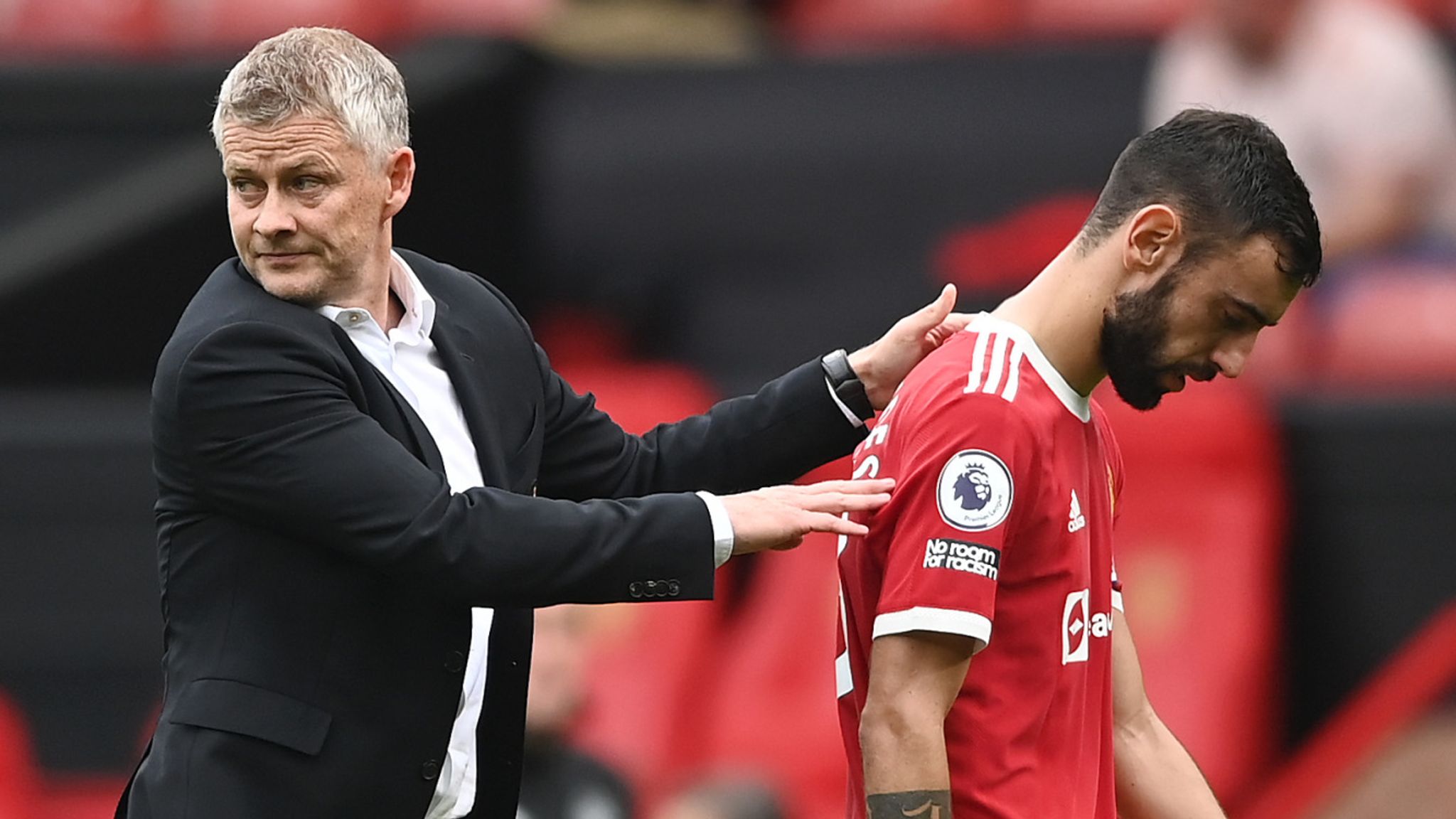 Bruno Fernandes reacts as Solskjaer makes him Man Utd captain