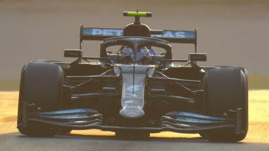 Bottas beats Hamilton to top qualifying!