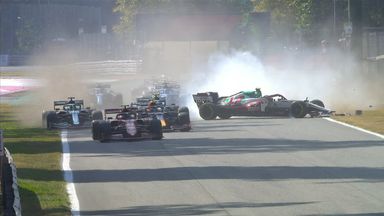 Giovinazzi hits the barriers