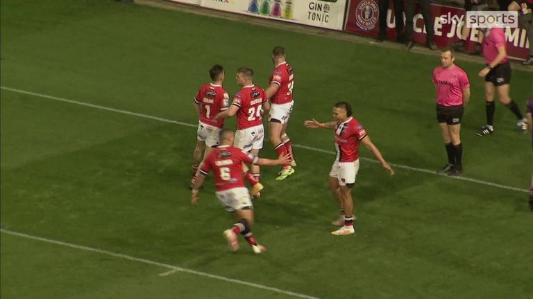 Highlights from the Super League clash between Salford Red Devils and St Helens 