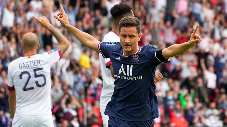 Ander Herrera celebrates giving PSG the lead