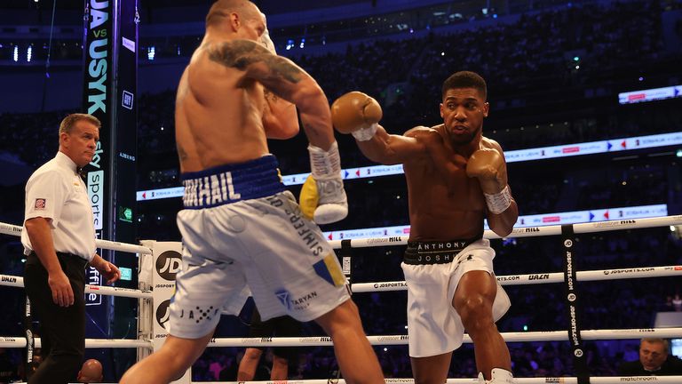 Anthony Joshua vs Oleksander Usyk, IBF, WBA, WBO and IBO Heavyweight World Title, Tottenham Hotspur Stadium, London..25 September 2021.Picture By Mark Robinson Matchroom Boxing..