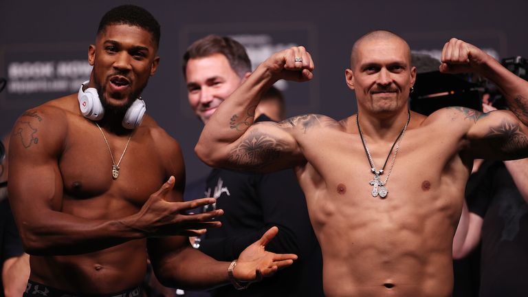 Anthony Joshua and Oleksander Usyk Weigh In ahead of their World Heavyweight Title clash tomorrow night at the Tottenham Hotspur Stadium in London.24 September 2021.Picture By EDDIE KEOGH Matchroom Boxing..The fighters face off. 