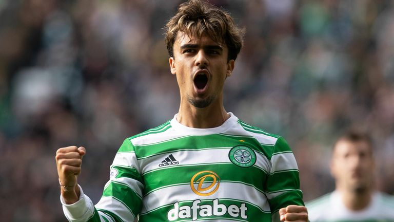 GLASGOW, SCOTLAND - SEPTEMBER 25: Celtic's Jota celebrates his assist to make it 1-0 during a cinch Premiership match between Celtic and Dundee United at Celtic Park, on September 25, 2021, in Glasgow, Scotland. (Photo by Craig Foy / SNS Group)