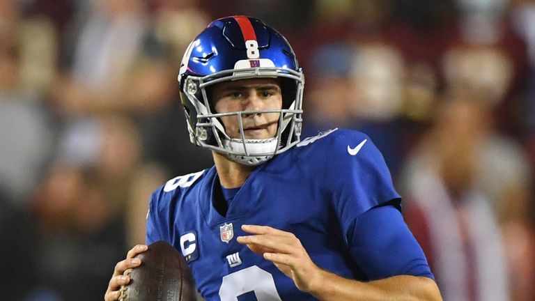 Daniel Jones and the New York Giants have improved in recent weeks but can they beat the Dallas Cowboys on the road?
