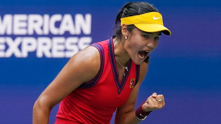Emma Raducanu, of Britain, reacts after scoring a point against Leylah Fernandez, of Canada, during the women&#39;s singles final of the US Open tennis championships, Saturday, Sept. 11, 2021, in New York. (AP Photo/Seth Wenig) 